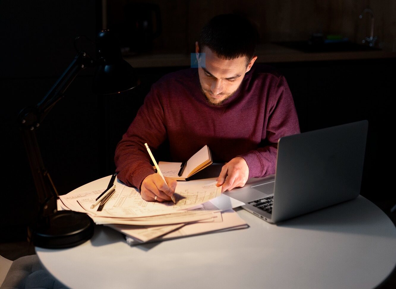 Thesis Writing Help for College Students with Step-by-Step Guidance